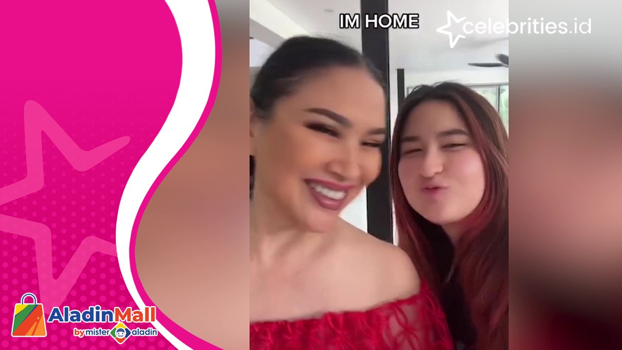 Bikin Haru, Begini Momen Pertemuan Titi DJ dan Stephani Poetri yang Kembali ke Indonesia