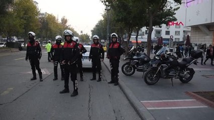 BATMAN'DA KALDIRIM VE YAYA GEÇİTLERİNİ İŞGAL EDEN MOTOSİKLETLER DENETLENDİ