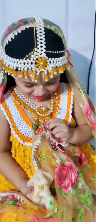 Jay radhe radhe krishna krishna - জয় রাধে রাধে কৃষ্ণ কৃষ্ণ গোবিন্দ গোবিন্দ বল রে#shorts