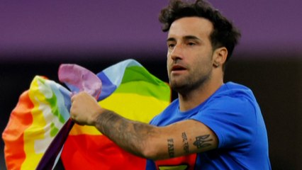 Coupe du monde : Mario Ferri, l'homme qui a envahi la pelouse avec un drapeau arc-en-ciel lors de Portugal-Uruguay