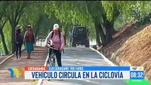 La ciudad amanece bloqueada y un vehículo invade la ciclovía