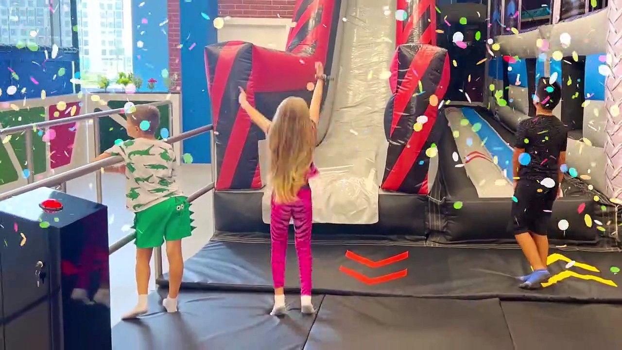 Roma and Diana Big Maze Challenge and other Funny adventure stories for kids