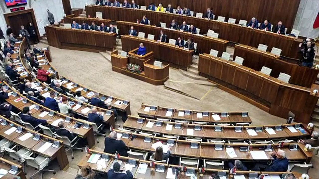 ZÁZNAM: Prezidentka v správe o stave SR: Hrozí vážna kríza demokracie