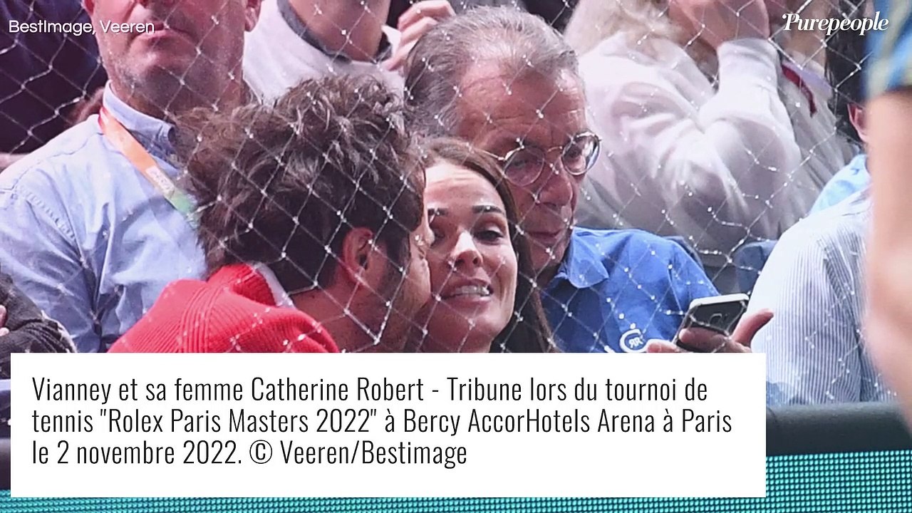 Vianney papa : le chanteur fait monter son fils, Edgar, pour la première fois sur scène !