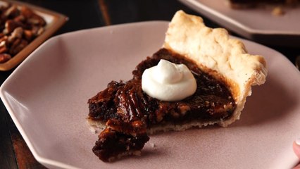 How to Make Barbara Bush's Chocolate Pecan Pie