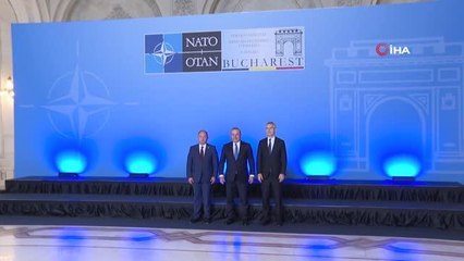 NATO Dışişleri Bakanları aile fotoğrafı çektirdi