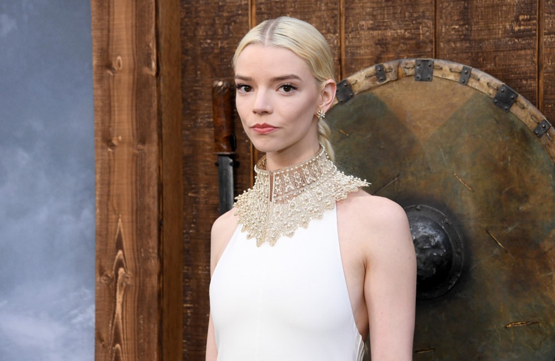 Anya taylor-joy: begeistert über nicolas hoults engagement für 'the menu'