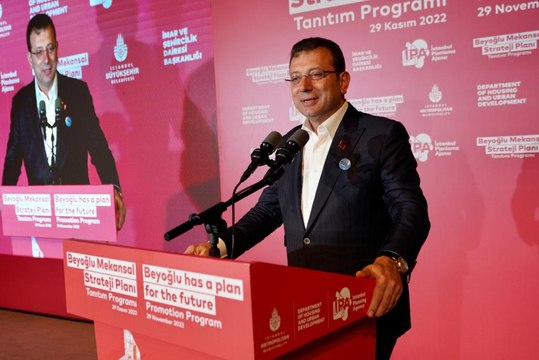 İBB Başkanı İmamoğlu: Bu işin sorumlusu, saksılar ve banklar değildir