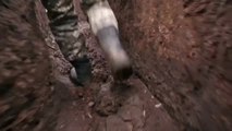 Las trincheras de Ucrania se llenan de barro justo antes de la llegada del crudo invierno