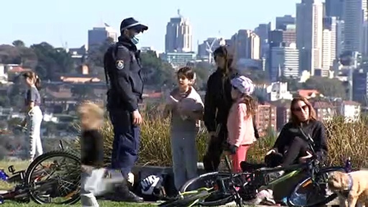 Tens of thousands of COVID-related fines cancelled in NSW