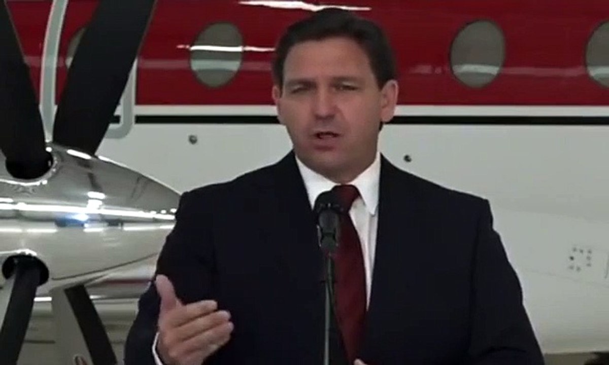 DeSantis Slams Apple for Threatening Twitter While Catering to CCP