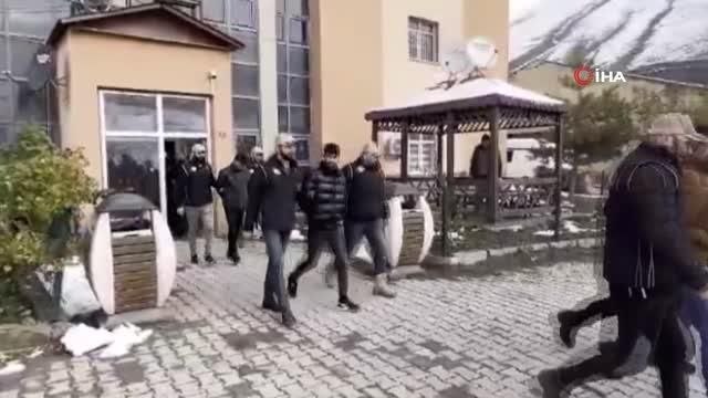 Hakkari'de gözaltına alınan 16 kişi adliyeye sevk edildi