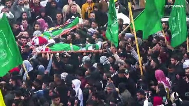 Cinco palestinianos em confrontos na Cisjordânia com forças de defesa de Israel