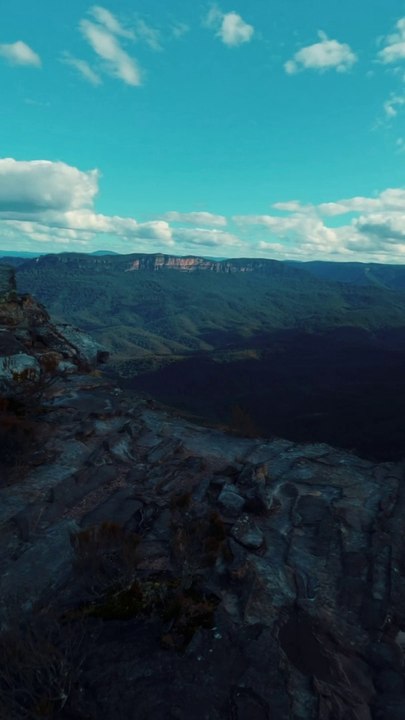 Sydney Blue Mountains Hidden Gem...Lincoln Rock Drone View. Travel Adventures Australia.