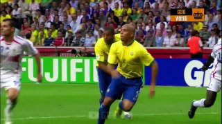 Ronaldo and Ronaldinho Shocked Zidane's performance in this football match