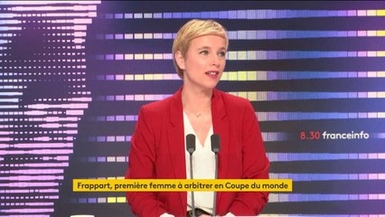 Super-participation et dividendes, motion de censure et Coupe du monde au Qatar... Ce qu'il faut retenir de l'interview de Clémentine Autain