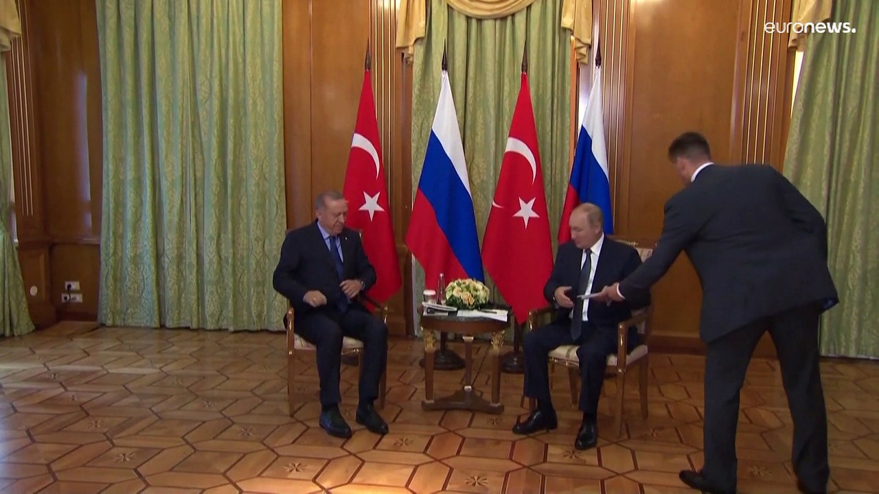 More countries are moving towards authoritarianism - report