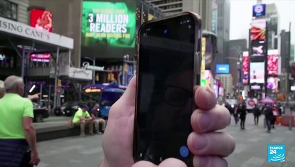 Musk signals Twitter going to 'war' with Apple