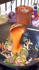 Smoky_Tandoori_Chowmein_Rs._100_-_%23delhifood_%23shorts(360p)