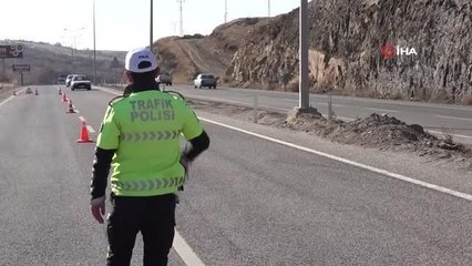 Kış lastiği uygulaması yarın başlıyor: Bin 152 lira cezası var