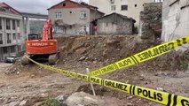 Kağıthane'de inşaat alanında içinde iskelet olan mezar bulundu
