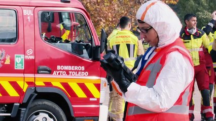 Tải video: El robo de dos fuentes radiactivas y su presencia en un accidente protagonizan simulacro en Toledo