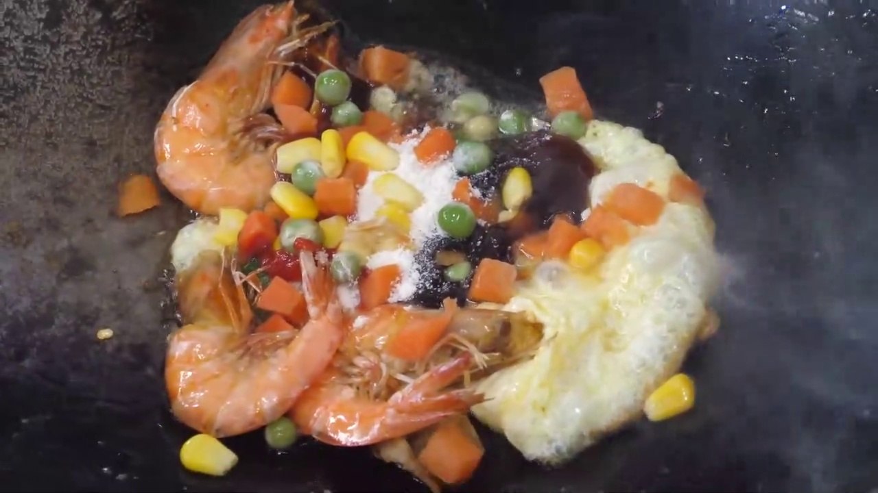 Egg fried rice | Nasi goreng  | Malaysian street food | World Food Street