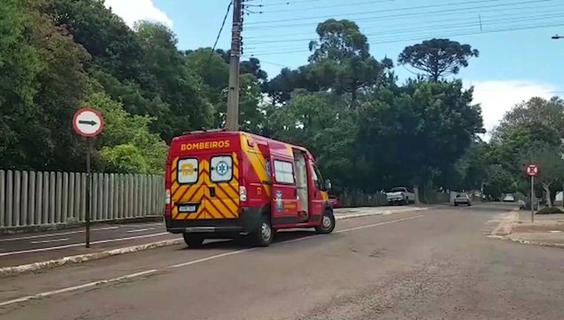 Idosa de 77 anos é socorrida após cair e bater a cabeça