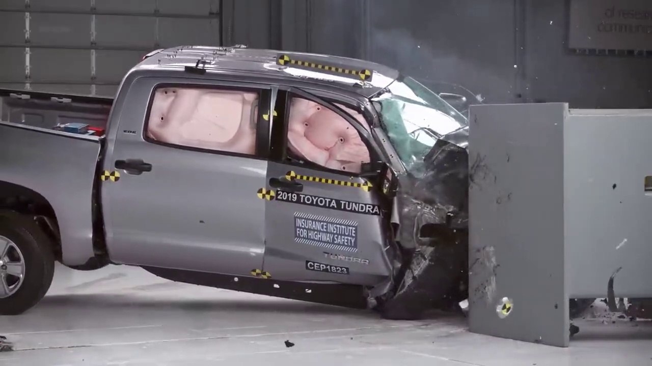 CRASH TEST Pickup Trucks _ Ford F150, Toyota Tundra, RAM 1500, Nissan Titan