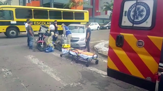 Motociclista sofre fratura após colisão de trânsito no Centro