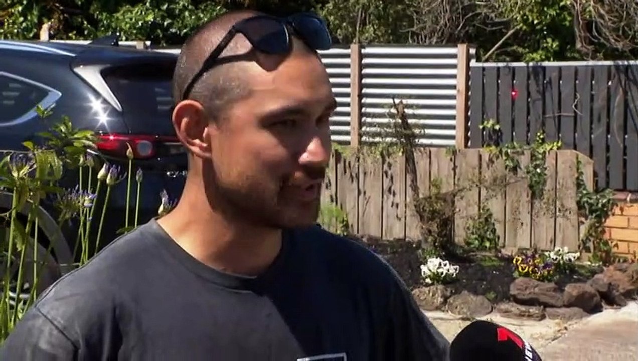 Helicopter pilot crashes into Mentone home in Melbourne's southeast