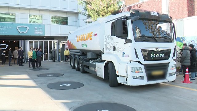 '재고 바닥' 주유소 현장점검... 군 탱크로리 투입 / YTN