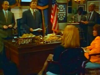 Hearts Afire S01E13 While the Thomasons Slept