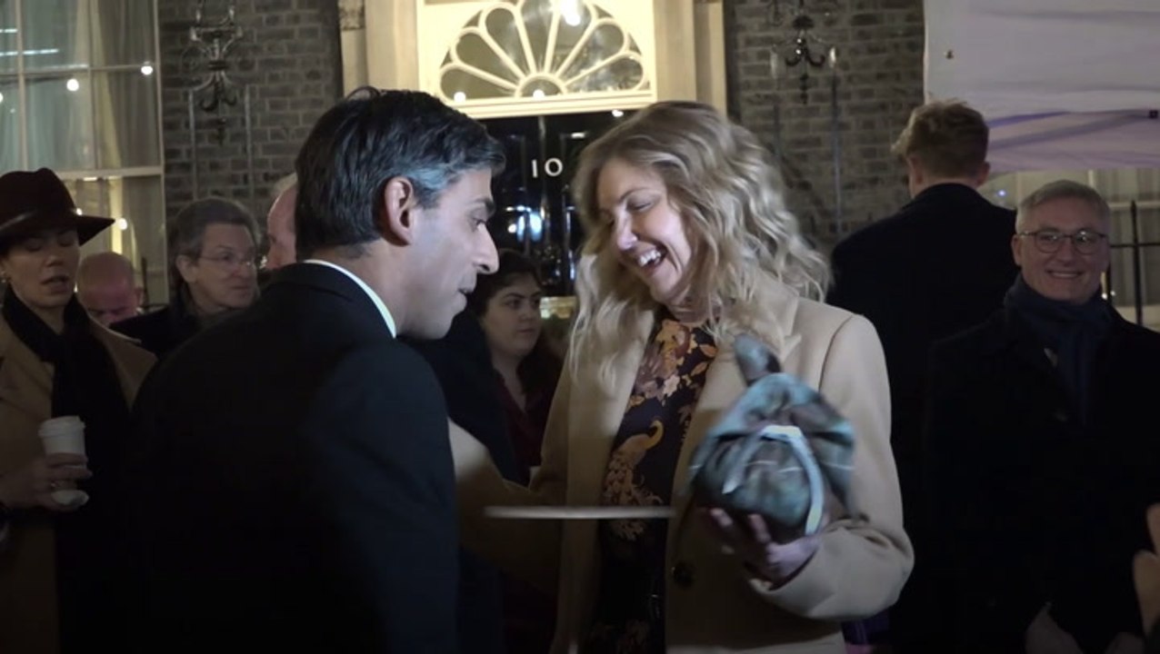 Downing Street transformed into Christmas street market