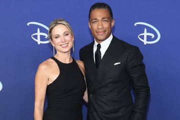 Tải video: 'GMA' 's Amy Robach and T.J. Holmes Shut Down Instagrams as Source Notes 'Mutual Affection' and Romance 'Rumors'