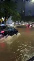 Centro de Florianópolis ficou alagado após dias de chuva