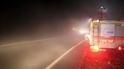 Dağdan kopan kayalar 2 kişiyi yaraladı, yardıma giden ekipler de ölümden döndü