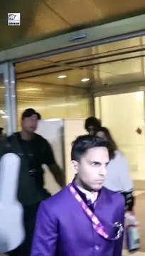 Mecca Se Umrah Karke Wapas India Laute Shah Rukh Khan❤