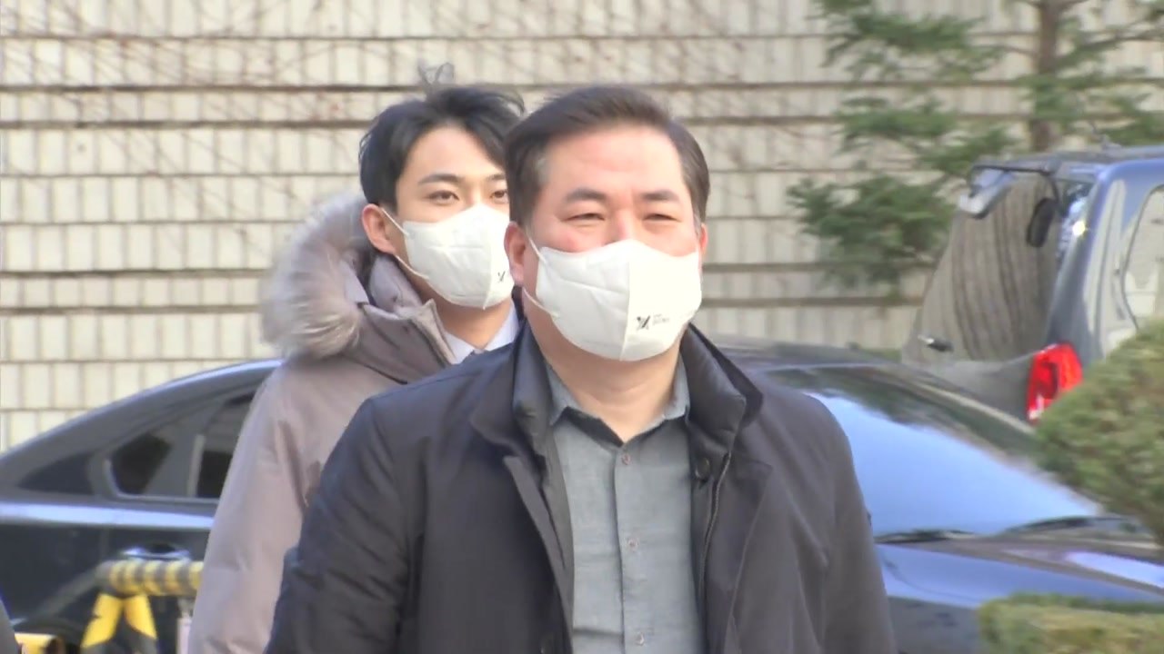 유동규, '불법 대선자금' 재판에 국선변호인 선임 / YTN