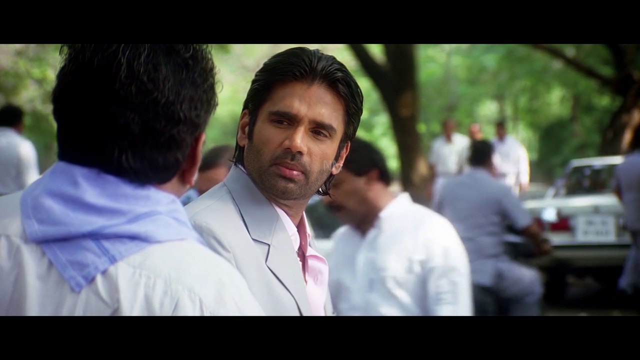 वेसे भी मैं हिन्दी मराठी गुजराती बंगाली में भेदभाव में नहीं मानता - Sunil Shetty || Dialogue Scene