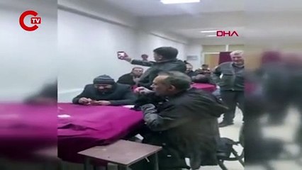 Haluk Levent konserde üşüyünce kahvehaneye girdi, şarkı söyledi