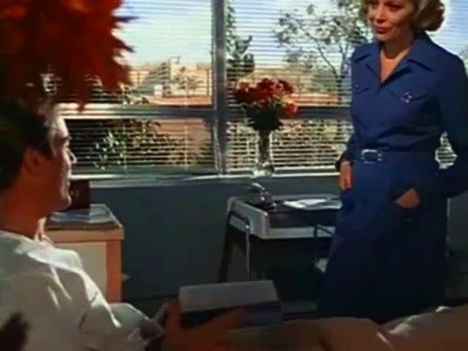 Space 1999 S01E08 Dragon's Domain