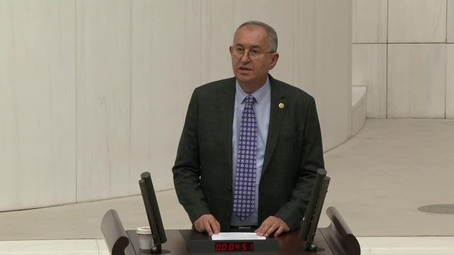 Atila Sertel'den Hükümete Tütün Eleştirisi: Amerika'nın Uşaklığını Yapıyorsunuz