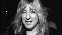 VOICI - Fleetwood Mac : mort de Christine McVie, la chanteuse du groupe, à l'âge de 79 ans