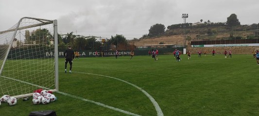 Le Standard de Liège en stage à Marbella