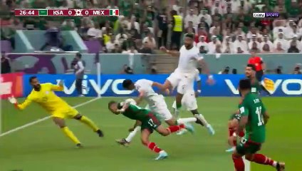 ملخص مباراة السعودية والمكسيك - المكسيك تتفوق على السعودية وتخرج معها من الدور الأول