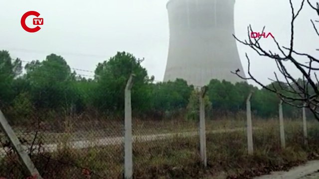 Bursa'da termik santral yakınlarına motorlu uçak düştü 2 kişi yaşamını yitirdi, yaralılar var