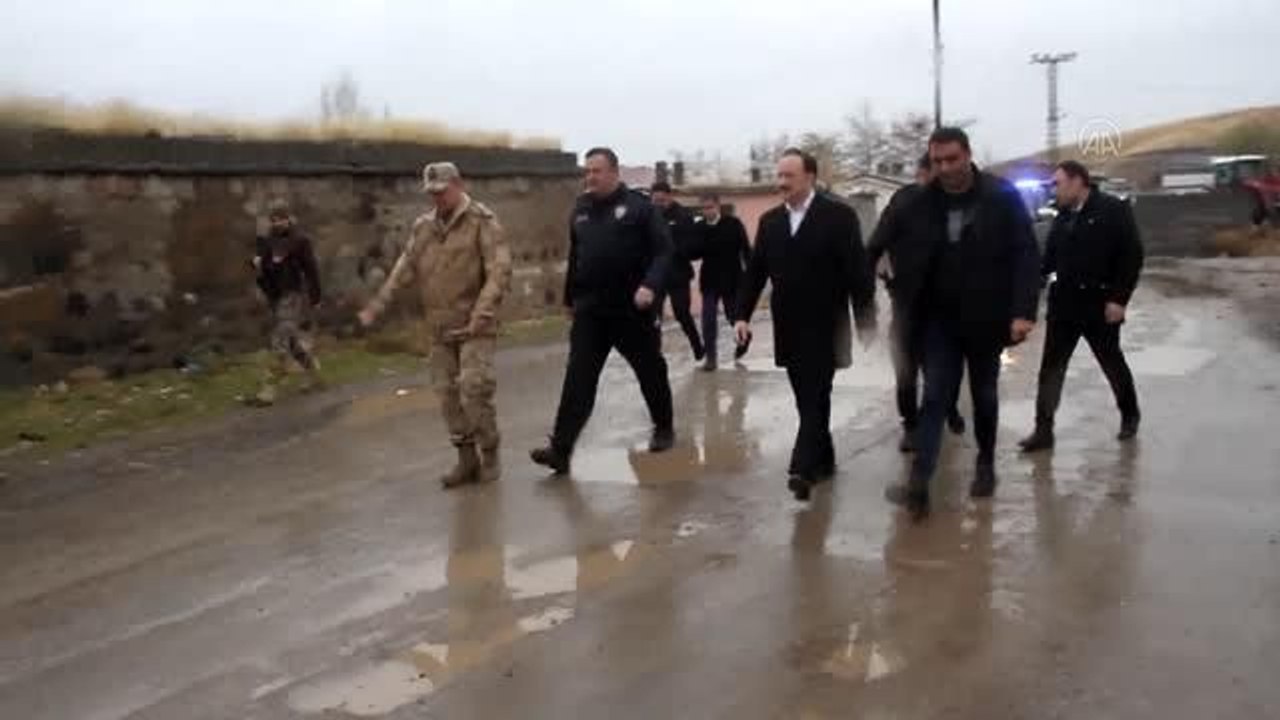 Malazgirt Kaymakamı Bayram, köy ziyaretlerini sürdürüyor