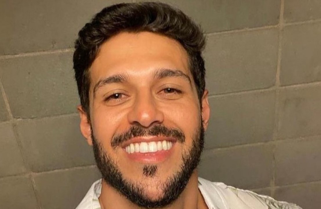 ‘Não conseguia parar de olhar no espelho’, recorda Rodrigo Mussi após acordar do coma