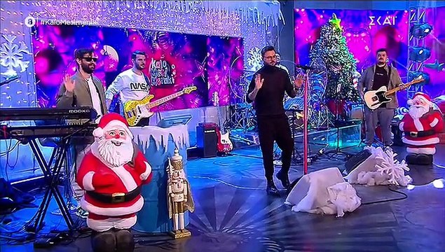 Τα χιουμοριστικά σχόλια του Νίκου Μουτσινά για τα νούμερα τηλεθέασης 